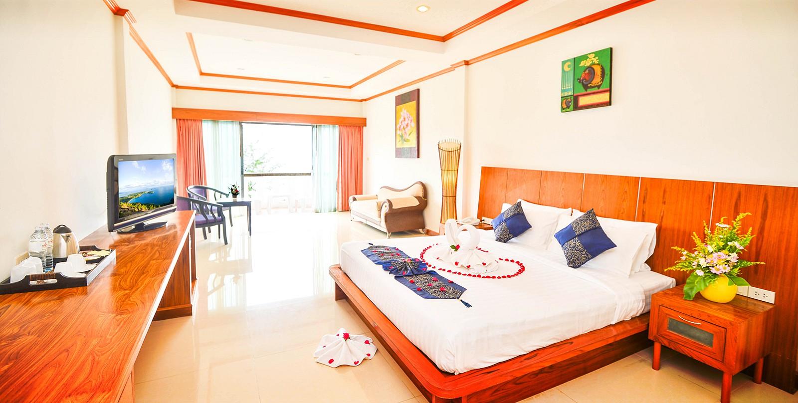 Tri Trang Beach Resort Patong Экстерьер фото