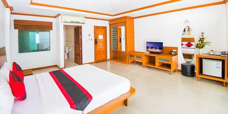 Tri Trang Beach Resort Patong Экстерьер фото