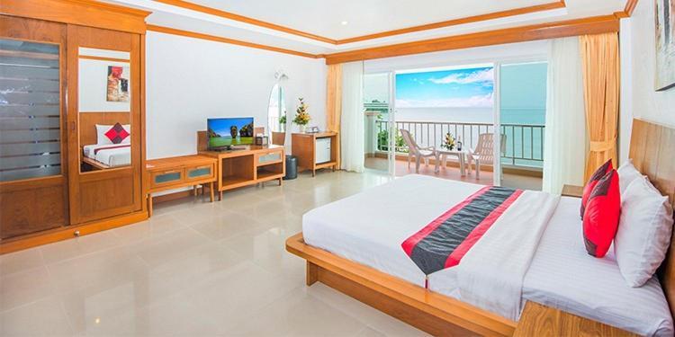 Tri Trang Beach Resort Patong Экстерьер фото