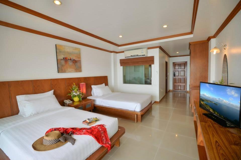 Tri Trang Beach Resort Patong Экстерьер фото