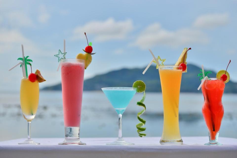 Tri Trang Beach Resort Patong Экстерьер фото